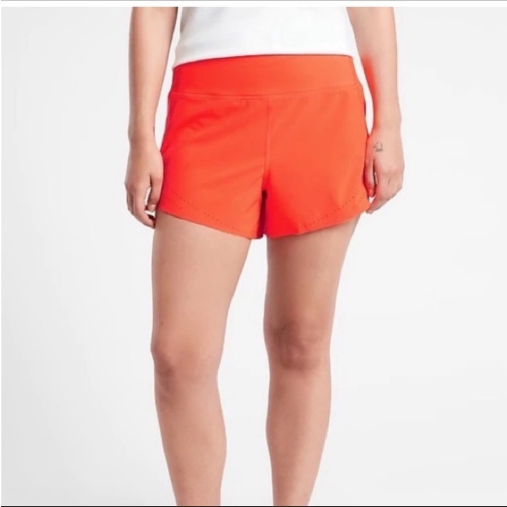 NWT Athleta Allyson Felix Run With It Legend Short sz S. Run like size medium